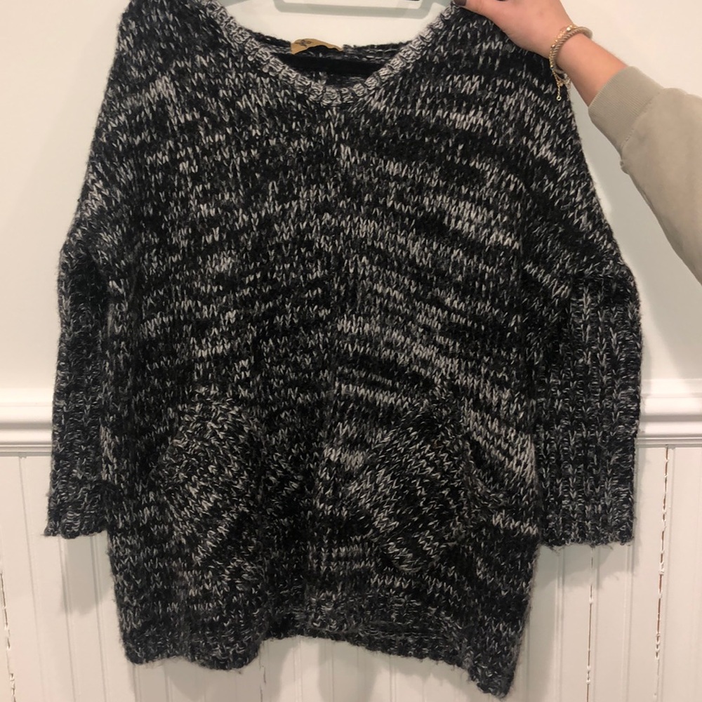 Hooded Black Sweater. SO COZY!